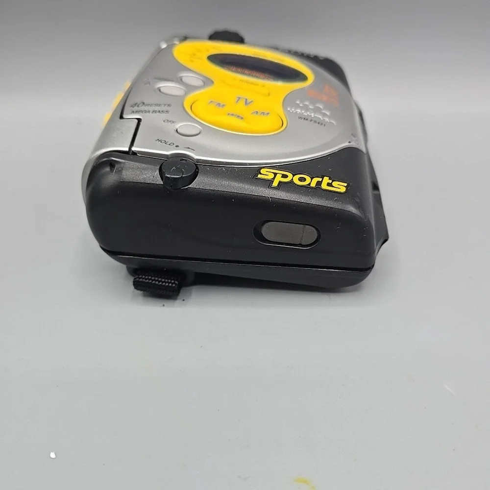 Sony Yellow Black Silver Portable Cassette Player TV/FM/AM Sports